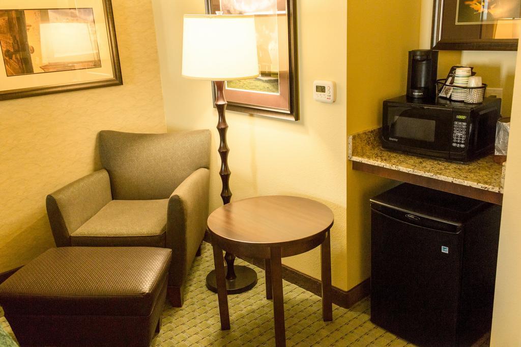 Little Missouri Inn & Suites Watford City Εξωτερικό φωτογραφία