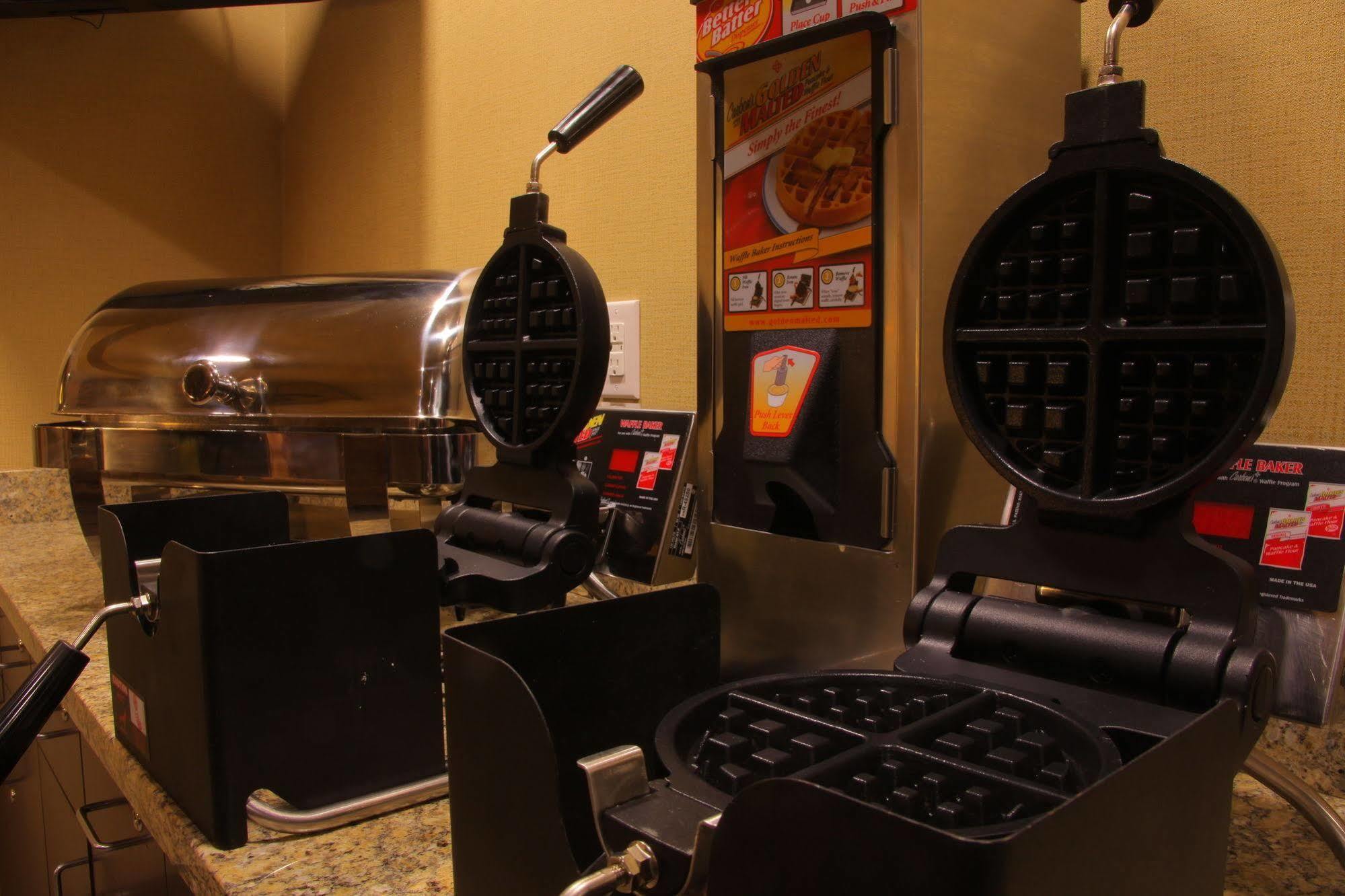 Little Missouri Inn & Suites Watford City Εξωτερικό φωτογραφία