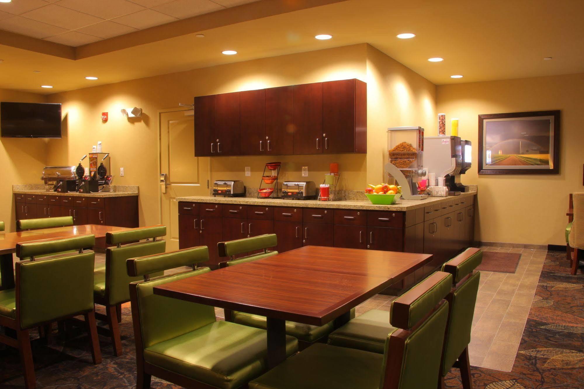 Little Missouri Inn & Suites Watford City Εξωτερικό φωτογραφία